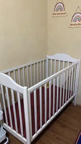 TEMPAT TIDUR BAYI
