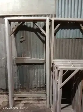 Kusen bahan kayu seken