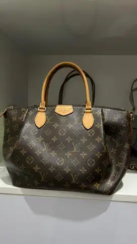 Tas Louis Vuitton Turenne MM, Authentic