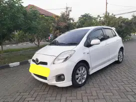 Yaris E manual 2012,mulus istimewa.liak pasti.dijamin.mbl jarang pakai