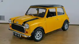 Diecast / Miniatur Morris Mini Cooper Yellow skala 1:18