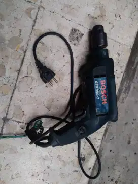 Bor merk Boss ukuran 13 mm kond hidup bisa langsung dipakai murah