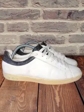 Sneaker LV Paris Putih