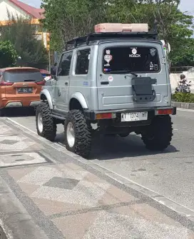 Suzuki jimny samurai