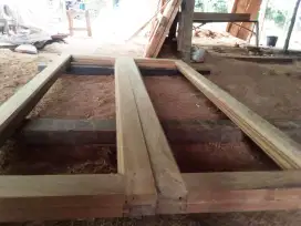 Jendela kayu jati Perhutani