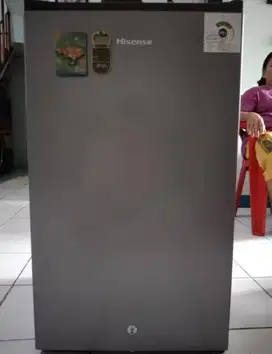 Hisense Kulkas Mini