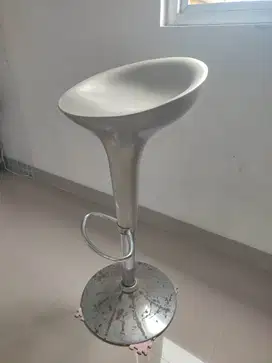 KURSI BAR INFORMA MELINDA Z BAR STOOL SILVER BAGUS BANGET BEKASI NEGO
