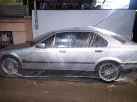 BMW 318i 1992 Bensin