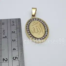 Liontin Titanium Stainless Gold Diamond Allah Kaligrafi 3cm Oval LAGD3