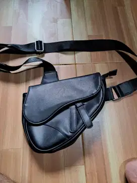 Waistbag bentuk pistol