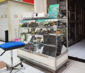 Lemari Display Counter HP