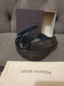 Mulus .authentic ikat pinggang .belt louis vuitton .lv