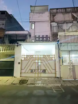 Kost Campuran Jembatan Lima, Kost Pria Wanita Bersih Nyaman