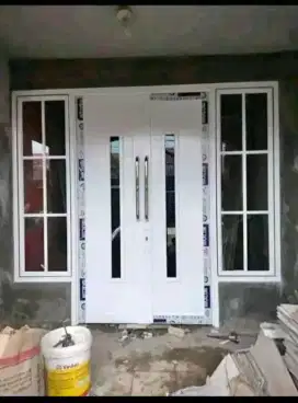 Pintu panel dabel alumunium