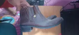 Sepatu kulit asli size 43 bucheri