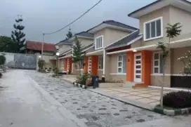 Disewakan Rumah Full Furnished Asri Nuansa Villa + Swimming Pool