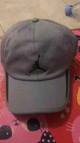 Topi nike air jordan