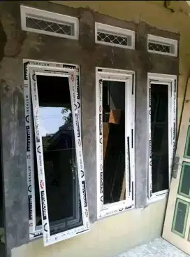 Pintu panel dabel alumunium