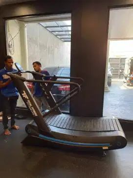 Alat fitnes treadmill manual CURVE besar kokoh