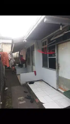 Jual rumah kontrakan 5 pintu 140 m2 masuk mobil full isi tengah kota