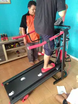 Alat fitnes treadmill manual 6 fungsi