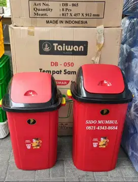 Tong Sampah Plastik Tinggi Basah Kering