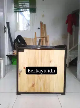 Nakas minimalis