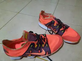 bawa dari ausie. madein vietnam.
nike zoom size 42 orange persija 