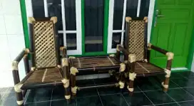 Kursi Bambu Hitam