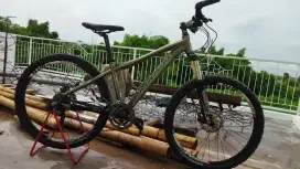 Sepeda Gunung MTB full rakit