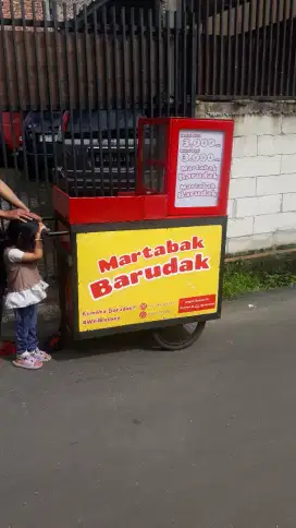 Gerobak dorong kayu