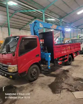 Truck crane tadano