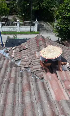 Sedia atap bocor panggilan pengecatan renovasi rumah dll