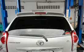 JASA SALON MOBIL BERSIHKAN JAMUR DAN COATING KACA HOME SERVIS