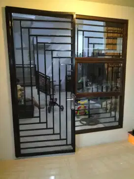 Pintu kasa nyamuk hollo galvanis