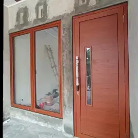 Pintu aluminium urat kayu