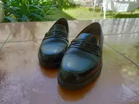 Sepatu Kulit Asli