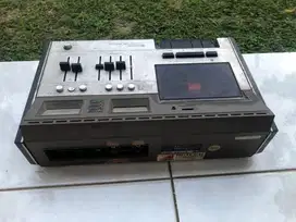 Kenwood stereo cassette tape deck