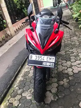 Dijual Cepat, Honda CBR 150 R Facelift