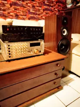 Dijual Amplifier bekas kondisi normal
