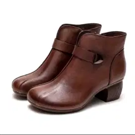 Boots Heels Coklat - Sepatu Wanita