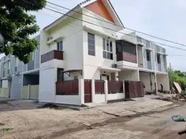 Rumah Tinggal 2 Lantai Bangunan Baru Rumah Minimalis