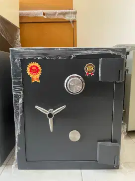 New Brankas Global Safe luxury size 2