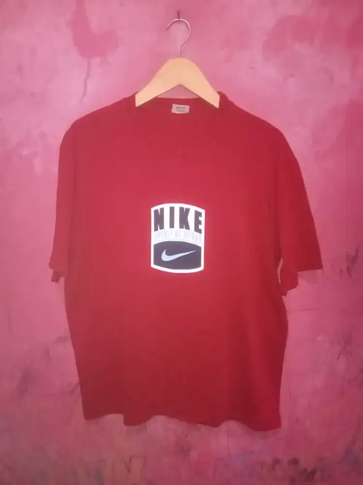 Bismillah, dijual kaos Nike vintage original