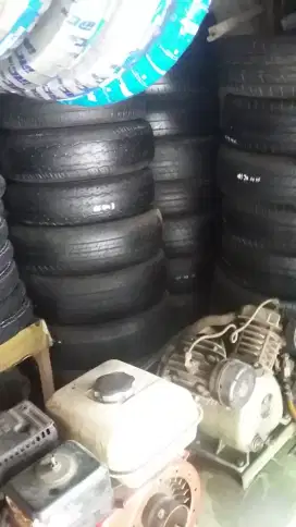 Jual ban mobil bekas