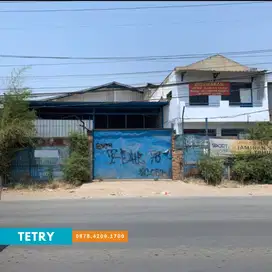 Cibarusah, Cikarang. Gudang & Ruko 2 lantai Pinggir jalan raya.