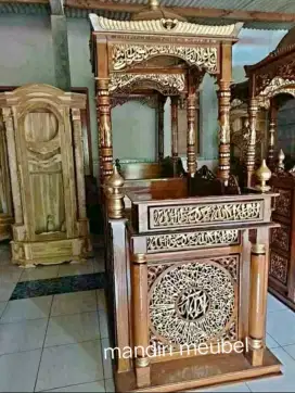 Stok mimbar masjid atap kubah jati.