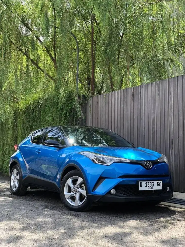 LowKm! Toyota CH-R 1.8 non hybrid 2018 CHR antik full original