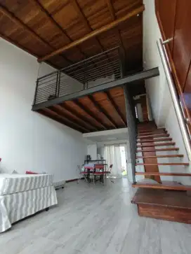 Mezzanine biuat ruang kerja
