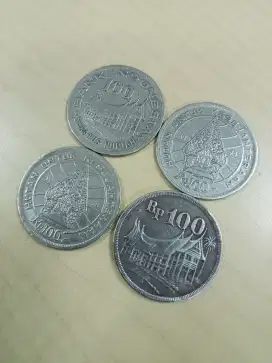 Uang logam seratus rupiah